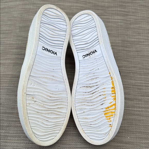 Vionic Demetra Croc Size 6 Slip-On Loafers - Picture 10 of 10